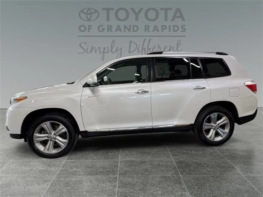 2013 Toyota Highlander Limited photo 1