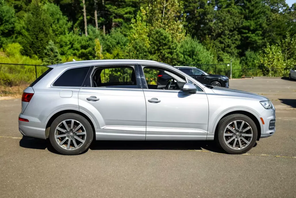 2017 Audi Q7 3.0T Premium Plus photo 1