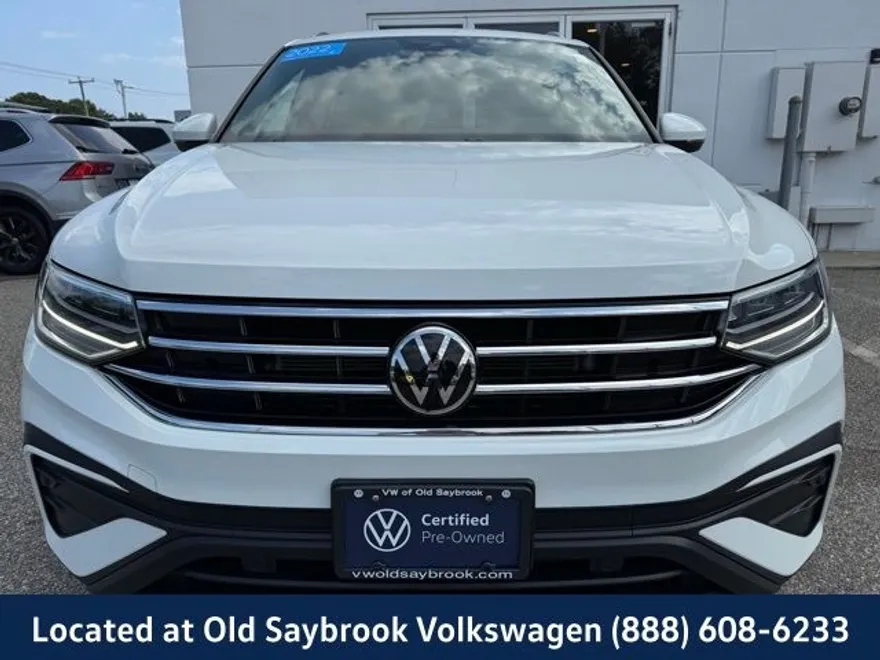2022 Volkswagen Tiguan SE photo 1