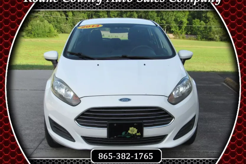 2014 Ford Fiesta S photo 1
