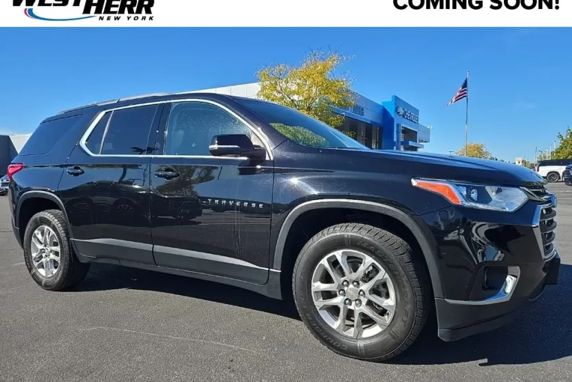 2021 Chevrolet Traverse Leather photo 1