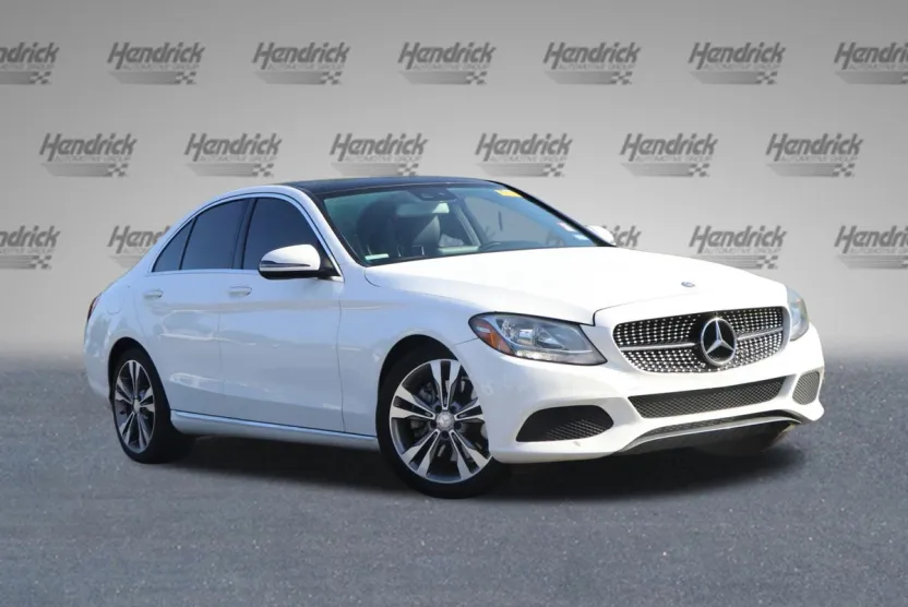 2016 Mercedes Benz C 300 Sedan photo 1