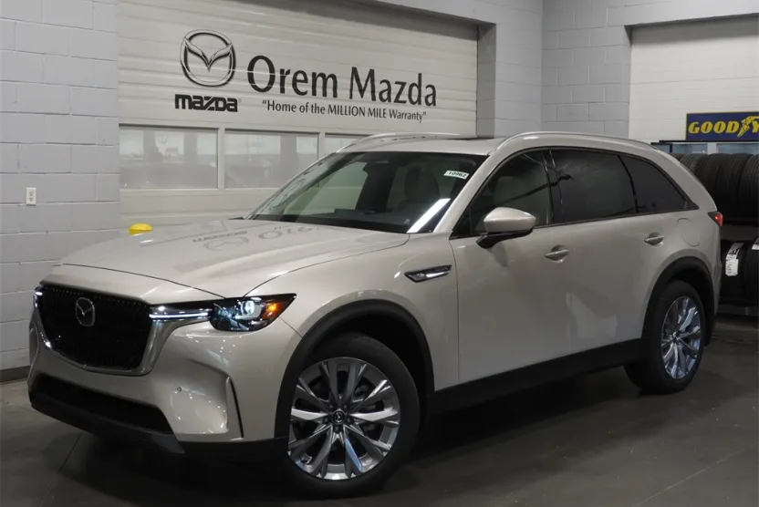 2026 Mazda CX-90 3.3 Turbo Preferred photo 1