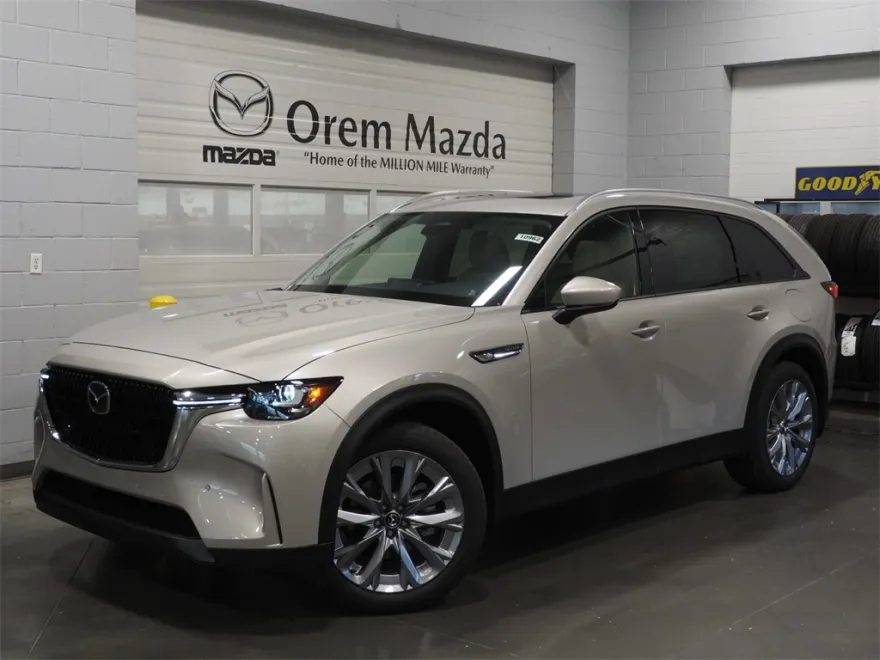 2026 Mazda CX-90 3.3 Turbo Preferred photo 1