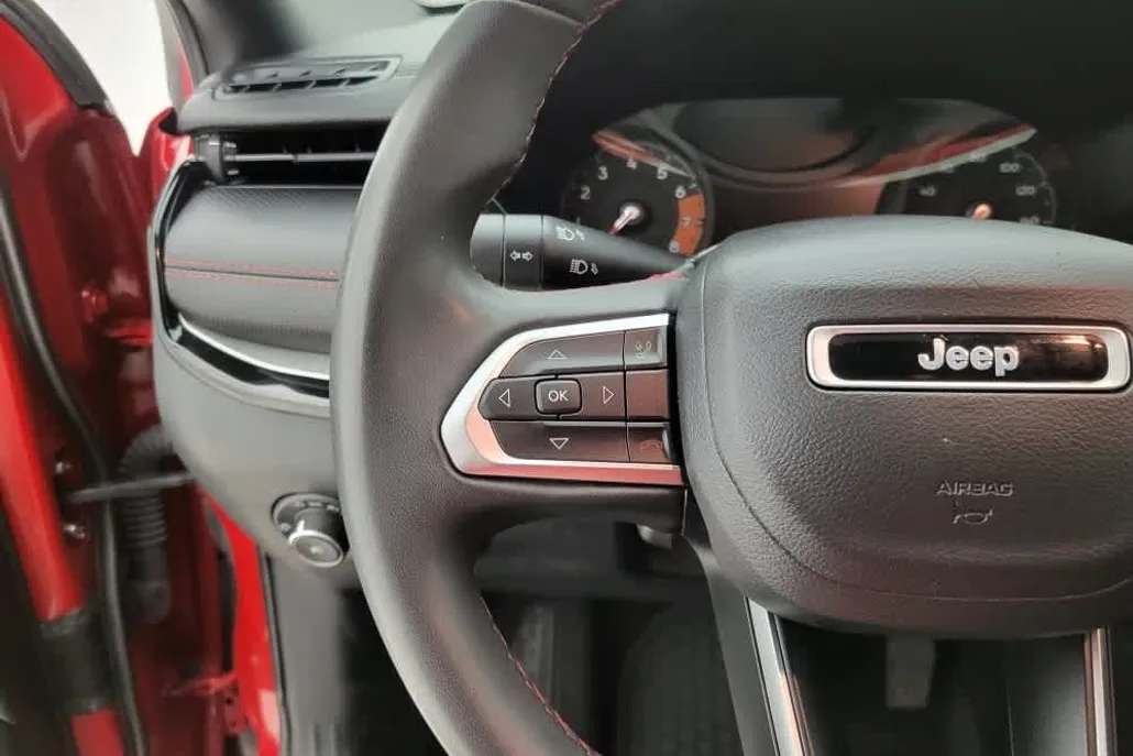 2023 Jeep Compass Trailhawk photo 1