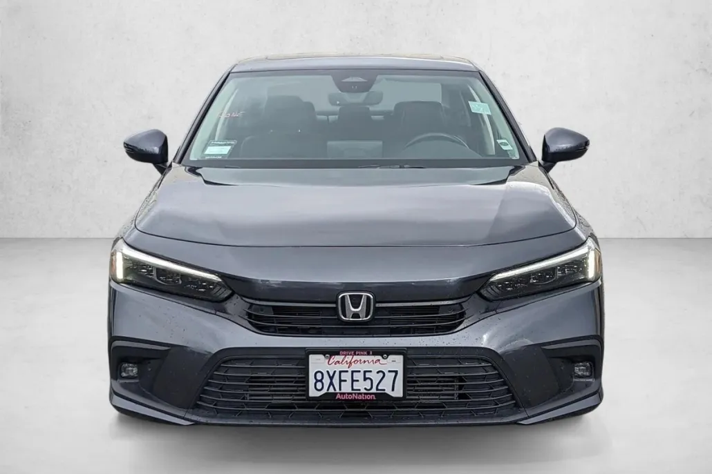 2022 Honda Civic Touring photo 1