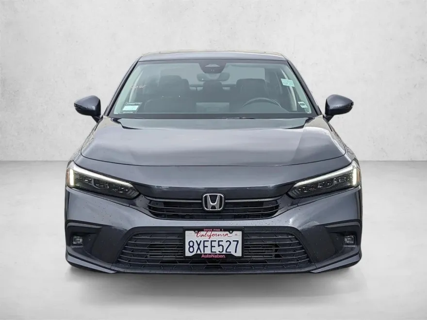 2022 Honda Civic Touring photo 1