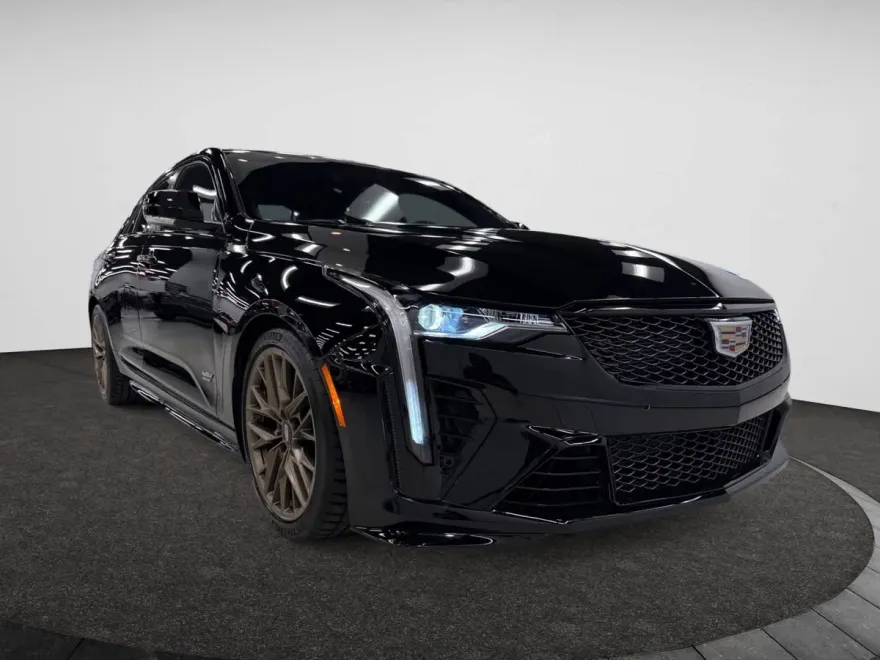 2025 Cadillac CT4 Blackwing photo 1