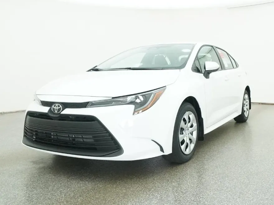 2026 Toyota Corolla LE photo 1
