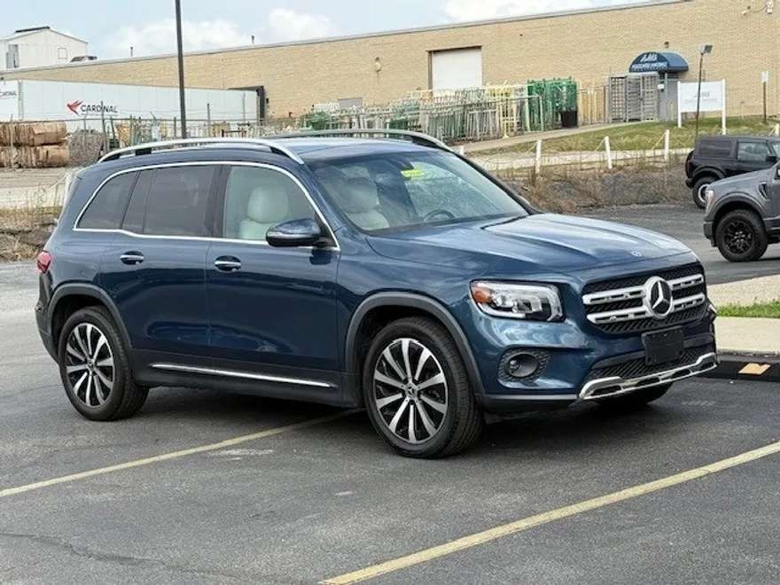 2021 Mercedes Benz GLB 250 4MATIC photo 1