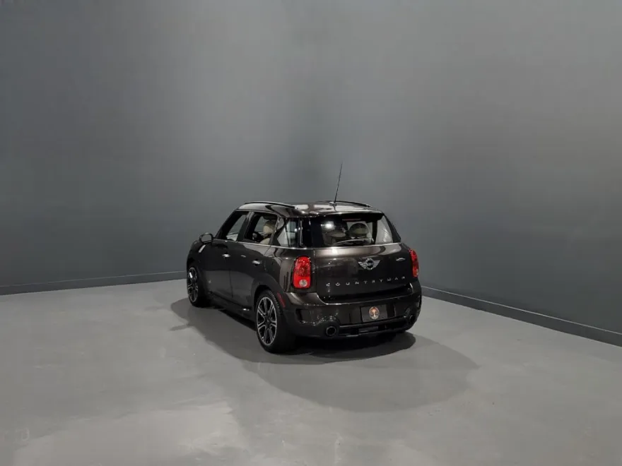2019 Mini Cooper S ALL4 photo 1
