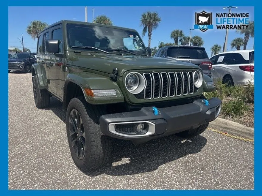 2024 Jeep Wrangler Sahara 4xe photo 1