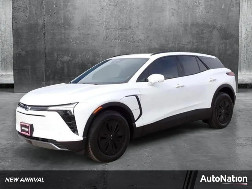 2025 Chevrolet Blazer EV photo 1