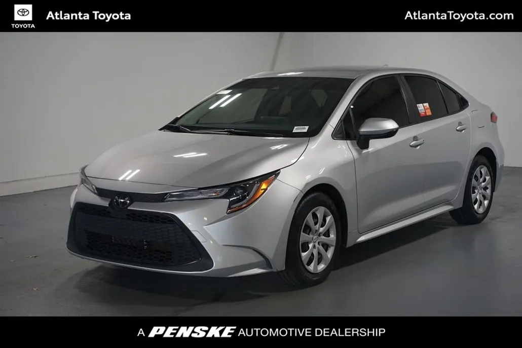2022 Toyota Corolla LE photo 1