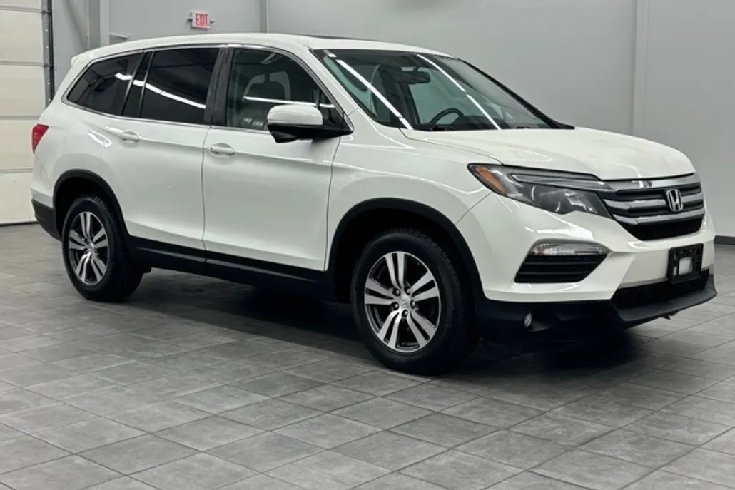 2017 Honda Pilot EX-L photo 1