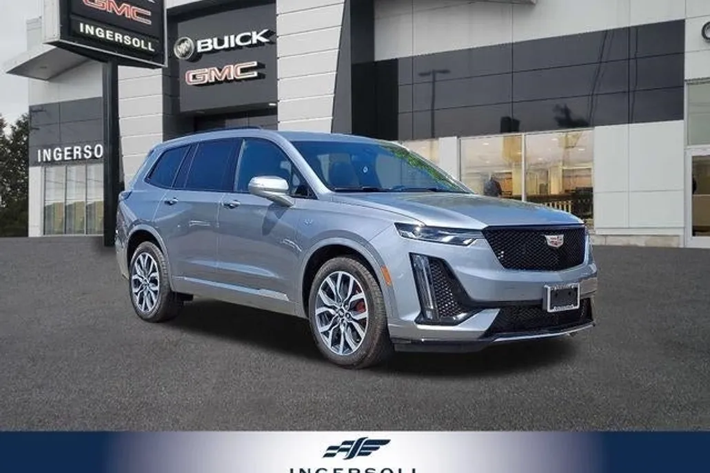 2024 Cadillac XT6 Sport photo 1