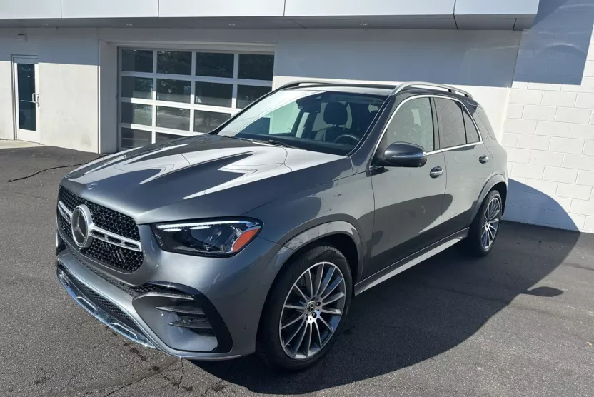 2025 Mercedes Benz GLE 350 4MATIC photo 1