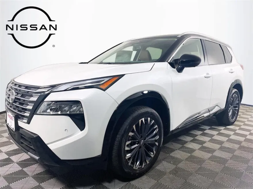 2026 Nissan Rogue Platinum photo 1