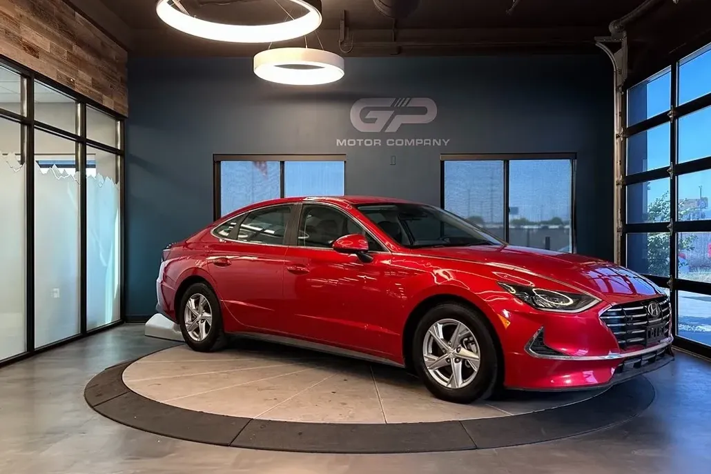 2021 Hyundai Sonata SE photo 1