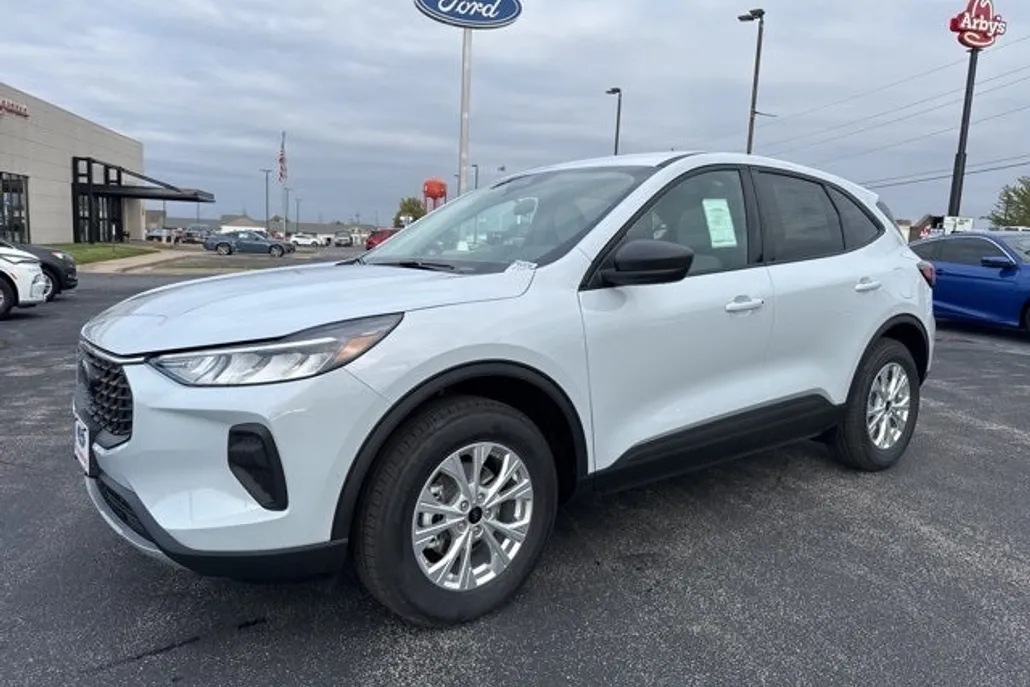 2026 Ford Escape Active photo 1