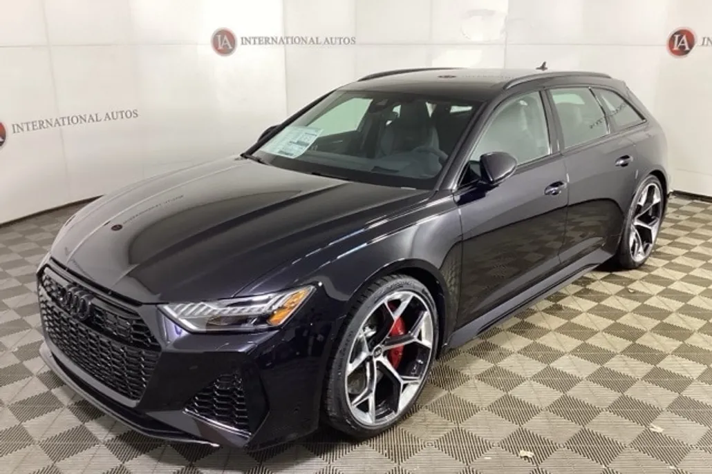 2025 Audi RS 6 Avant Performance photo 1