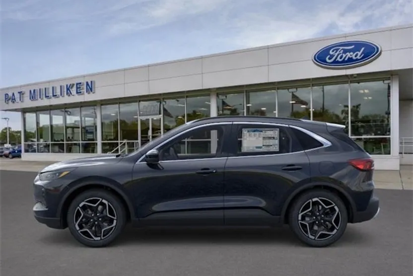 2026 Ford Escape Hybrid Platinum photo 1