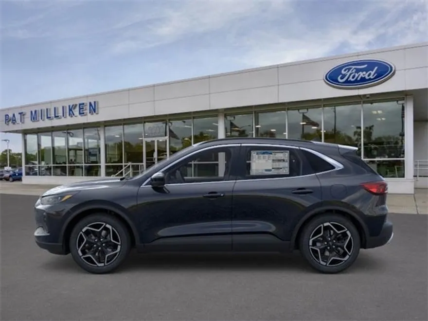 2026 Ford Escape Hybrid Platinum photo 1