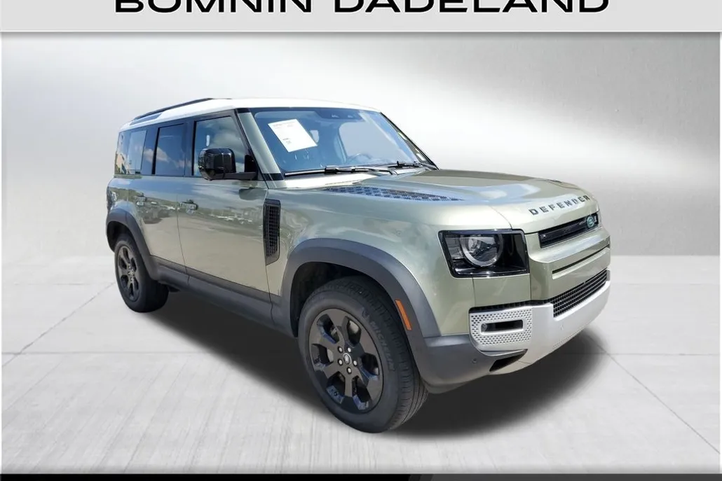 2020 Land Rover Defender SE photo 1