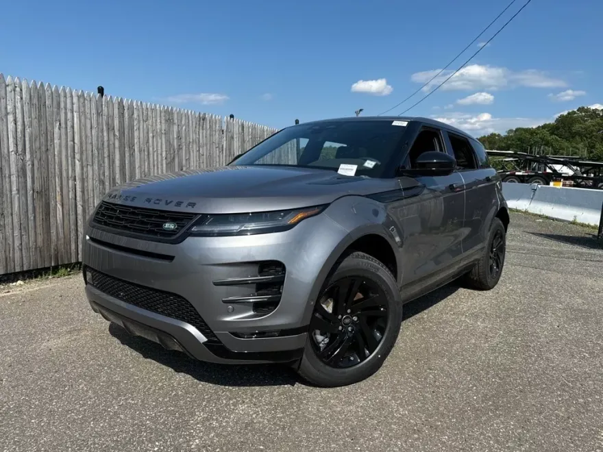 2026 Land Rover Range Rover Evoque Dynamic SE photo 1