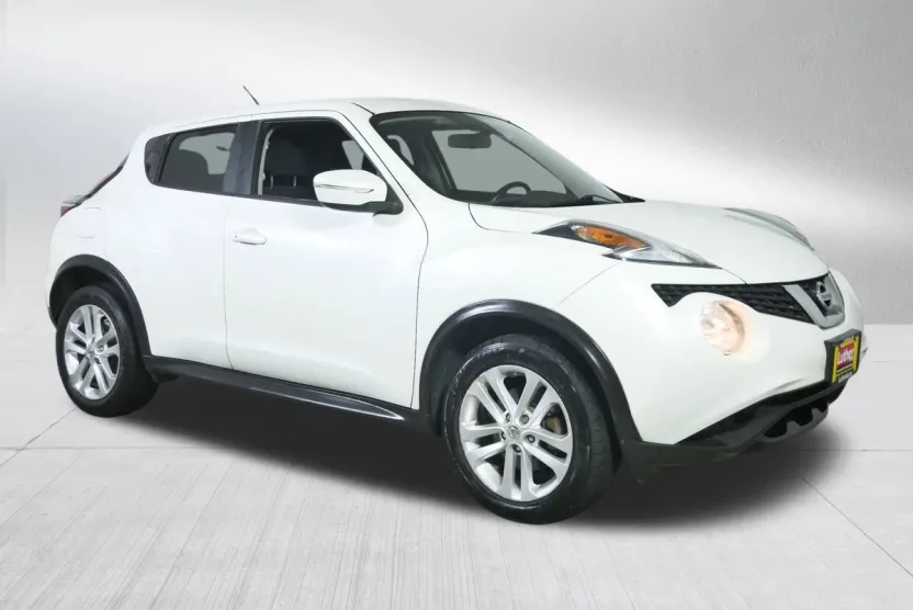 2015 Nissan Juke S photo 1