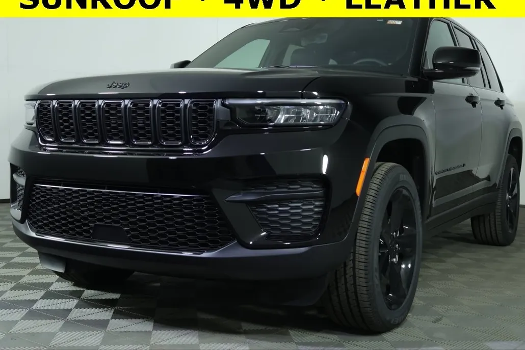 2025 Jeep Grand Cherokee Altitude photo 1