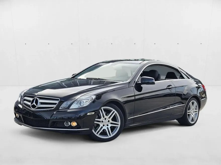2011 Mercedes Benz E 350 Coupe photo 1