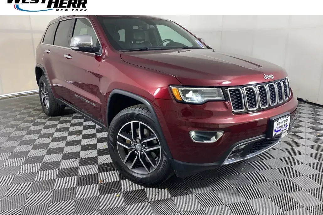 2017 Jeep Grand Cherokee Limited photo 1
