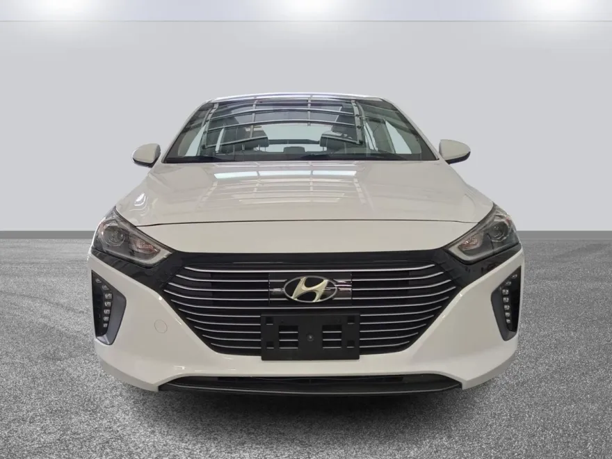 2018 Hyundai Ioniq Plug-In Hybrid Limited photo 1