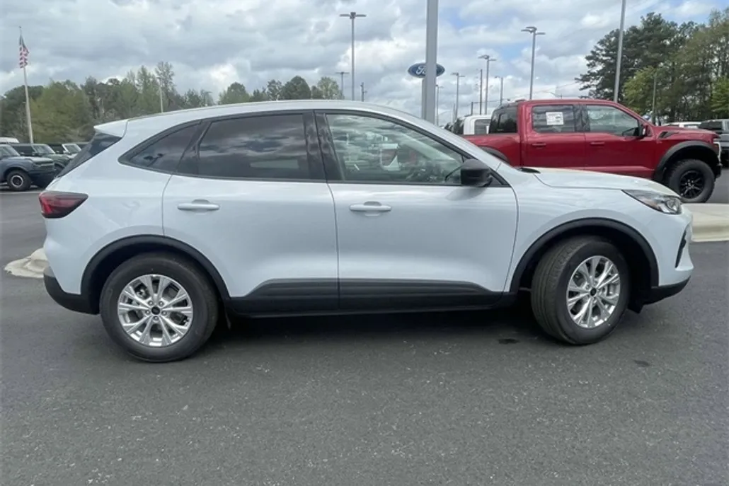 2025 Ford Escape Active photo 1