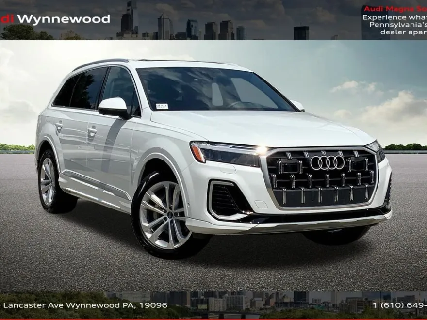 2025 Audi Q7 55 Premium Plus photo 1