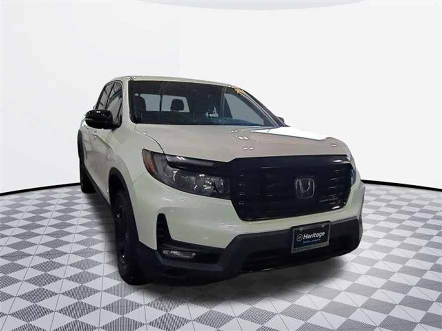 2023 Honda Ridgeline Black Edition photo 1