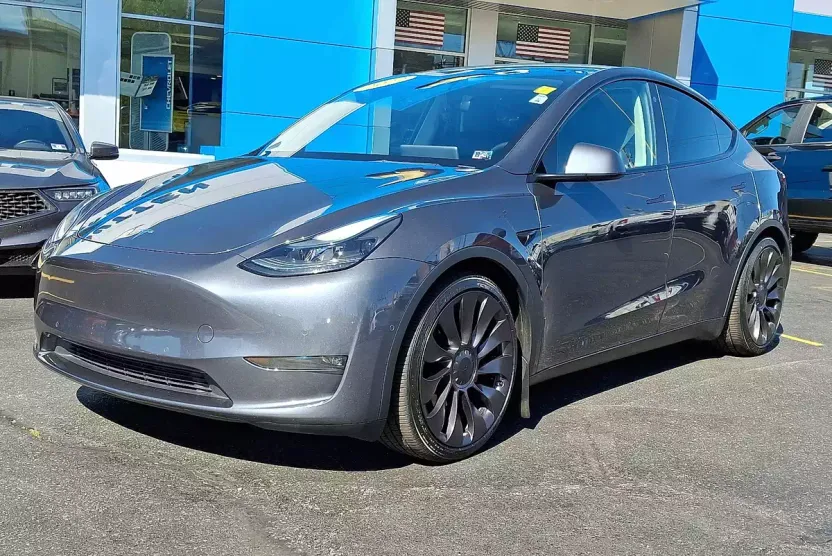 2022 Tesla Model Y Performance photo 1