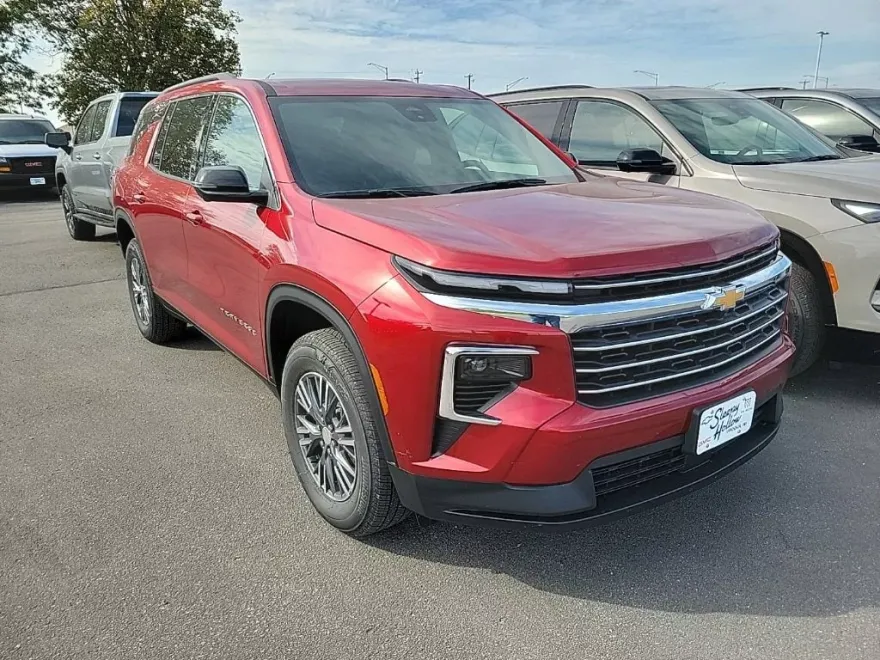 2026 Chevrolet Traverse photo 1