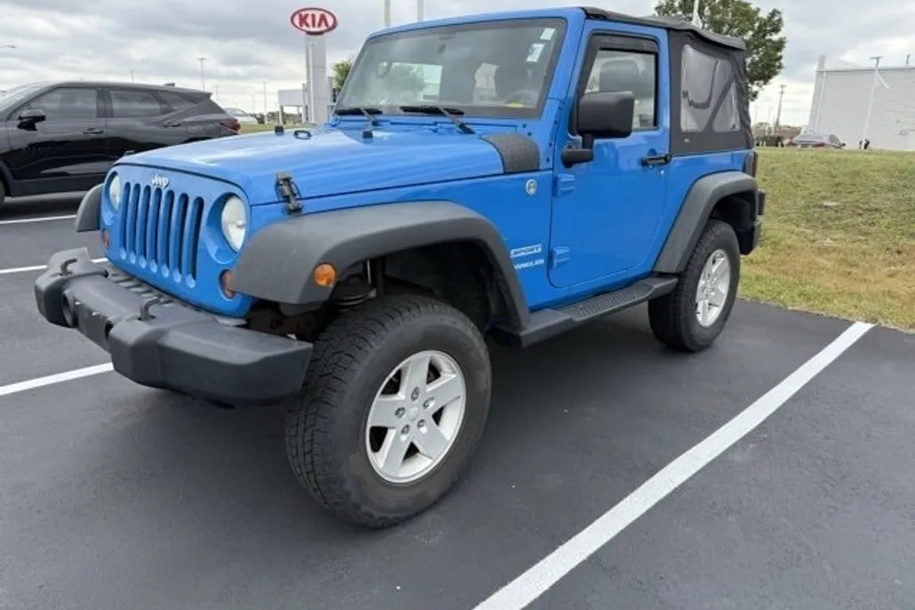 2011 Jeep Wrangler Sport photo 1