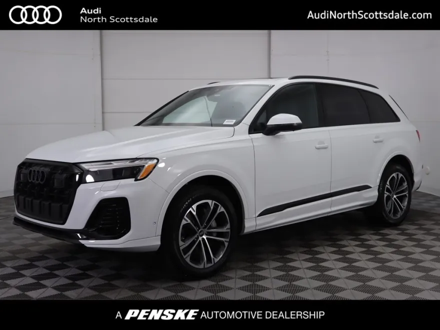 2025 Audi Q7 45 Premium Plus photo 1