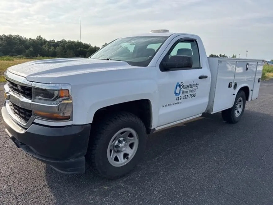 2018 Chevrolet Silverado Work Truck LS Base photo 1
