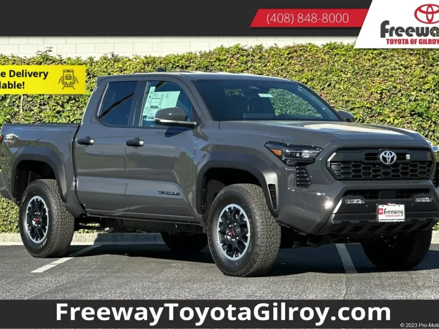 2024 Toyota Tacoma TRD Off-Road photo 1