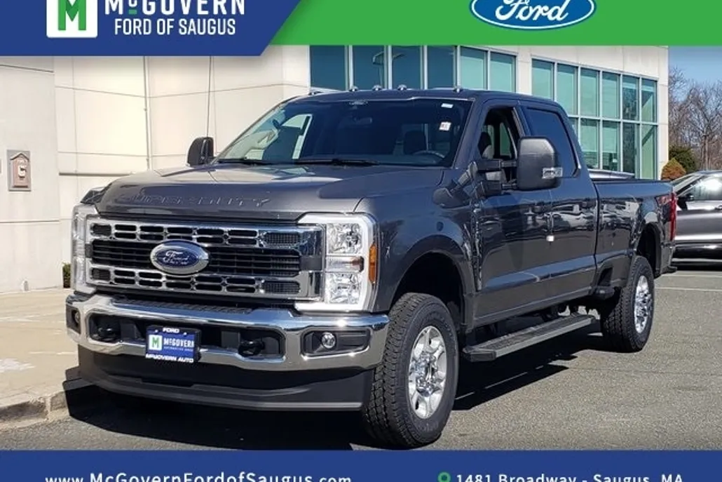2025 Ford F-350 XLT photo 1