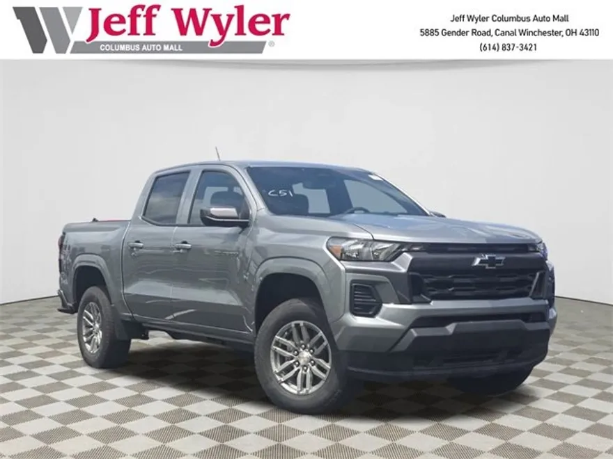 2025 Chevrolet Colorado Work Truck LT photo 1