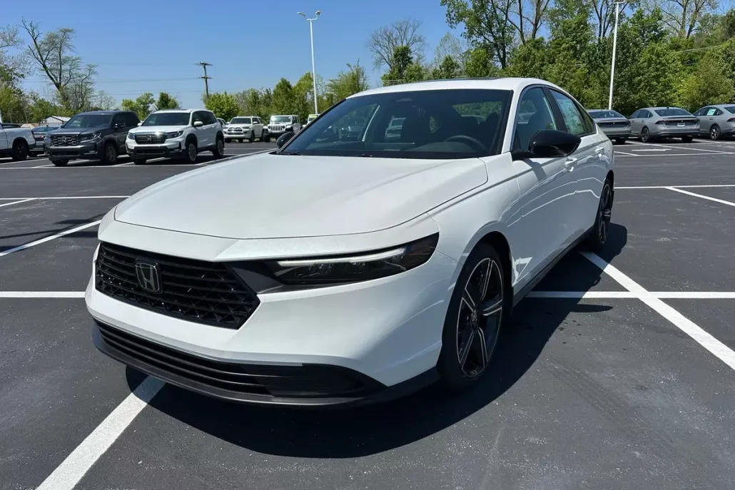 2025 Honda Accord Hybrid Sport photo 1
