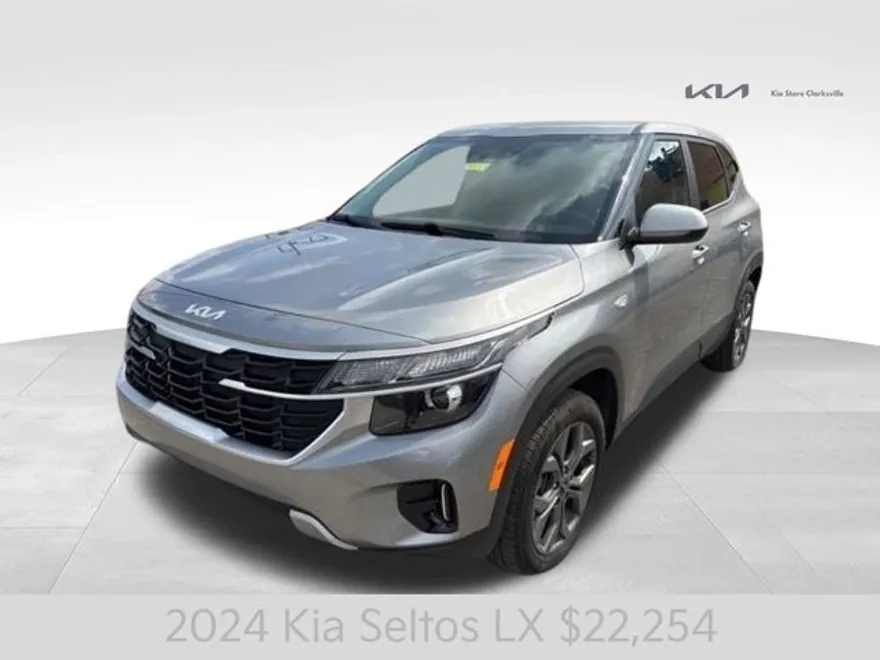2024 Kia Seltos LX photo 1