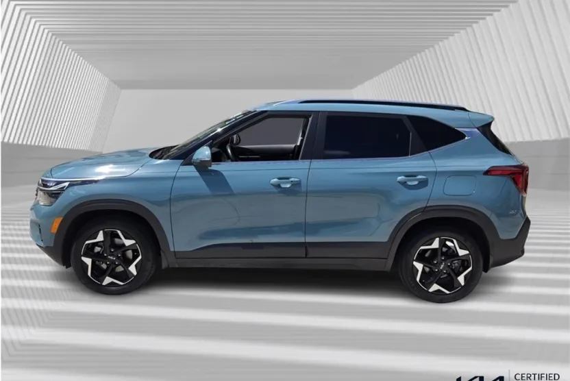 2024 Kia Seltos EX photo 1