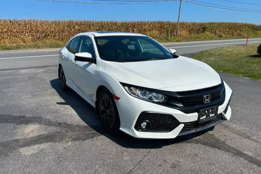 2017 Honda Civic EX photo 1