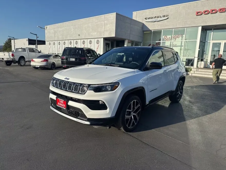 2024 Jeep Compass Limited photo 1